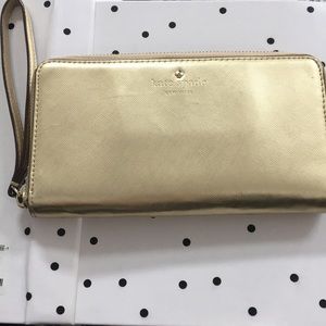 Kate spade wristlet